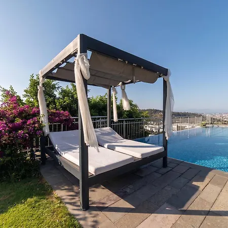 Villa Yalikavak'ta Tam Mahremiyetli Tasarim